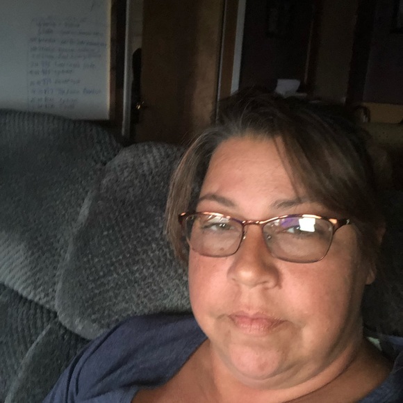 Meet your Posher, Anglea - Picture 7 of 8